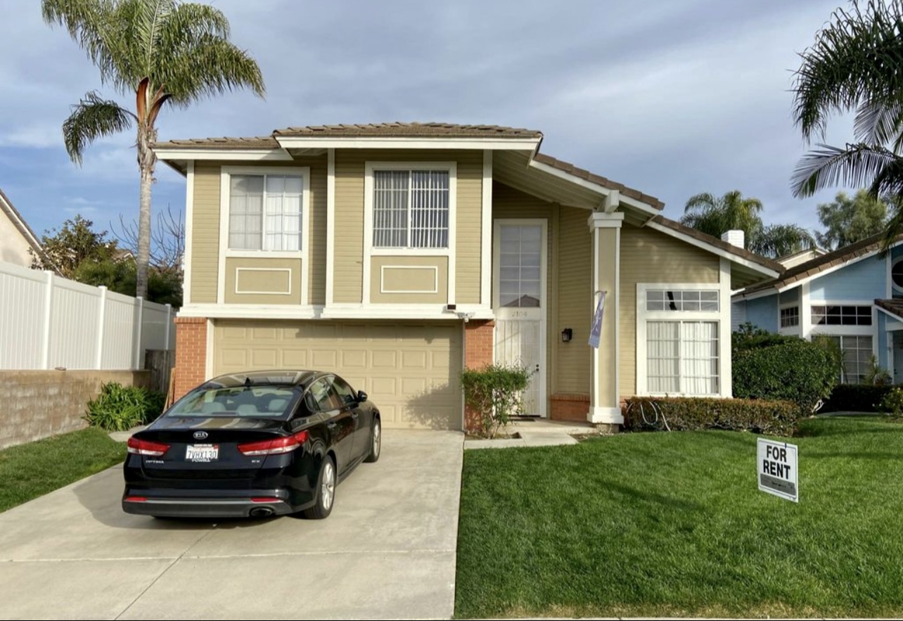 Oceanside House: 2104 Madiera Dr