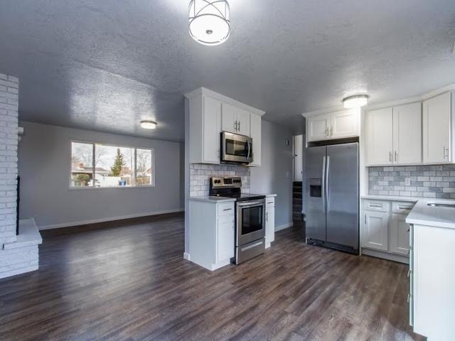Orem House: 425 S 900 E