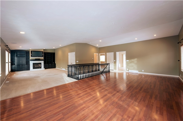 Salt Lake City Townhome: 907 S Donner Way