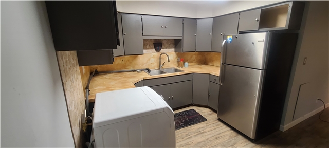 Provo Townhome: 859 W Center St