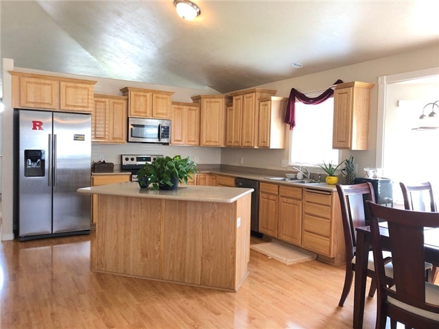 Lehi Single Room: 1410 W 3175 N