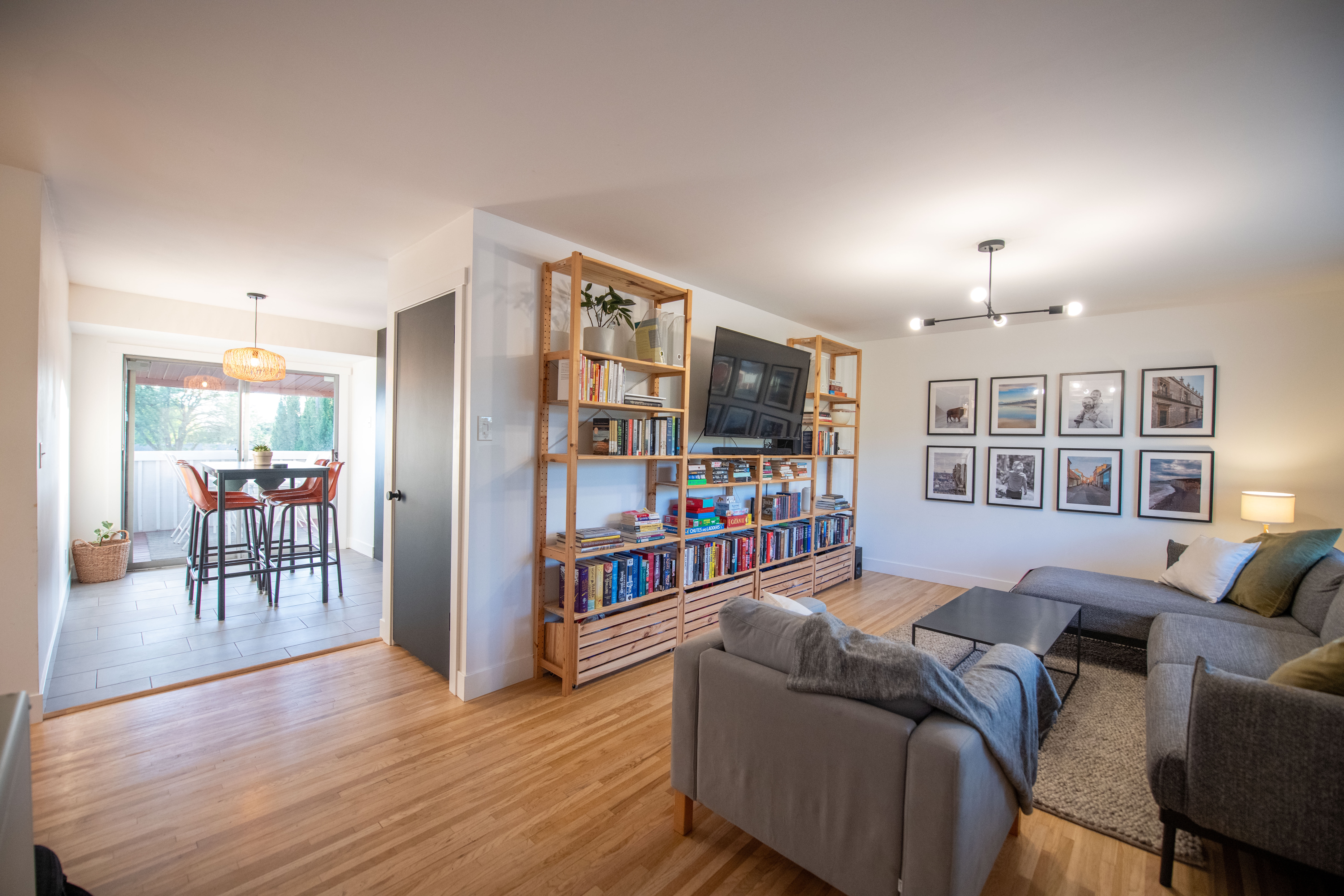 Layton House: 757 Hill Blvd