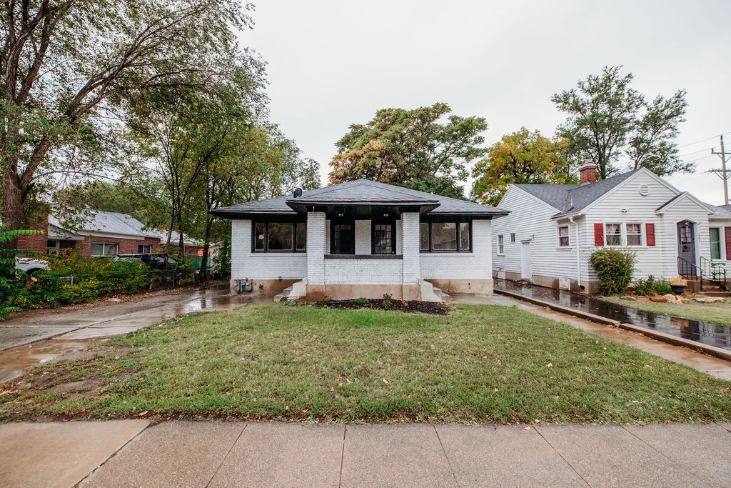 Ogden Multiplex: 2213 Jackson Ave