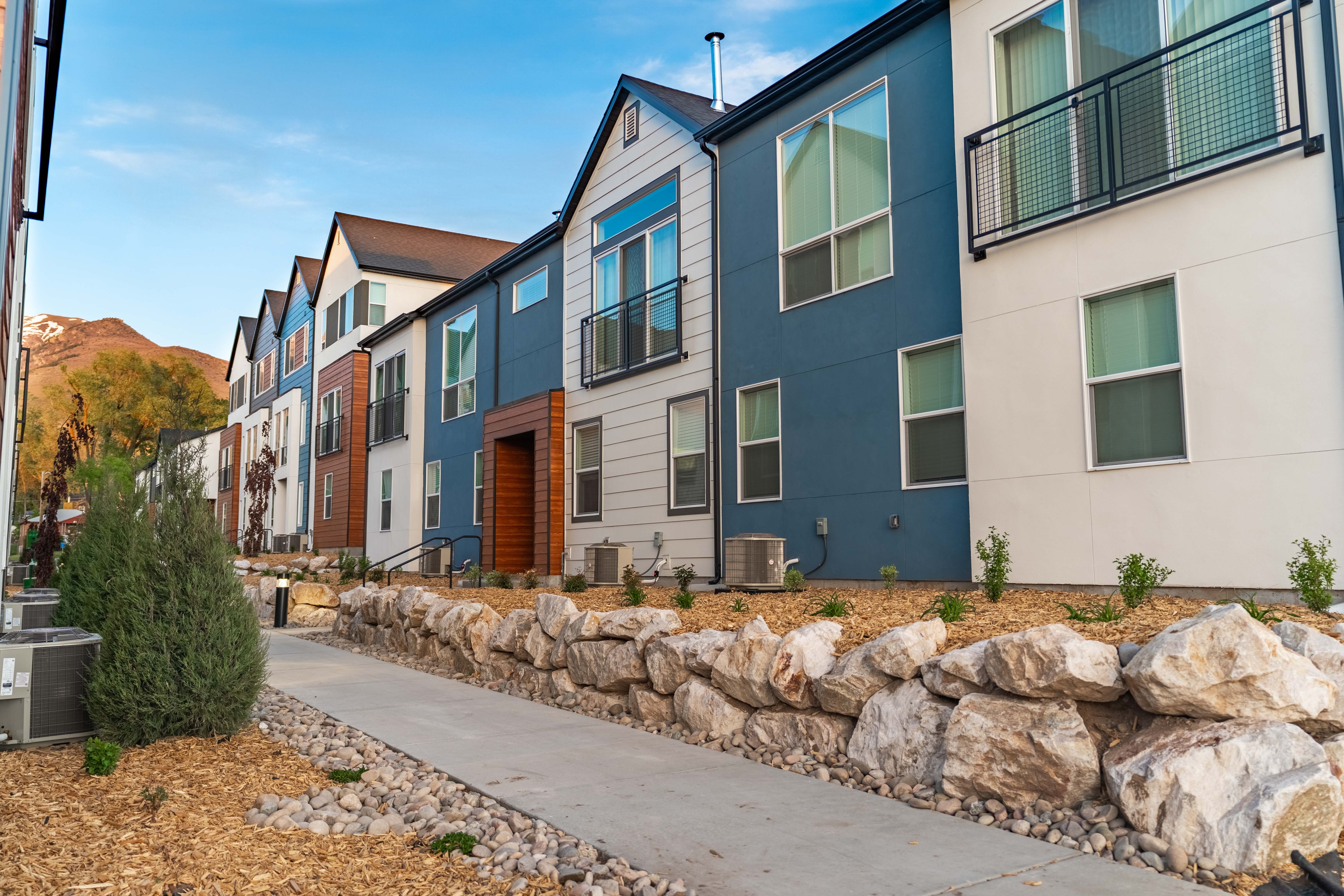 Ogden Townhome: 542 E 3860 S