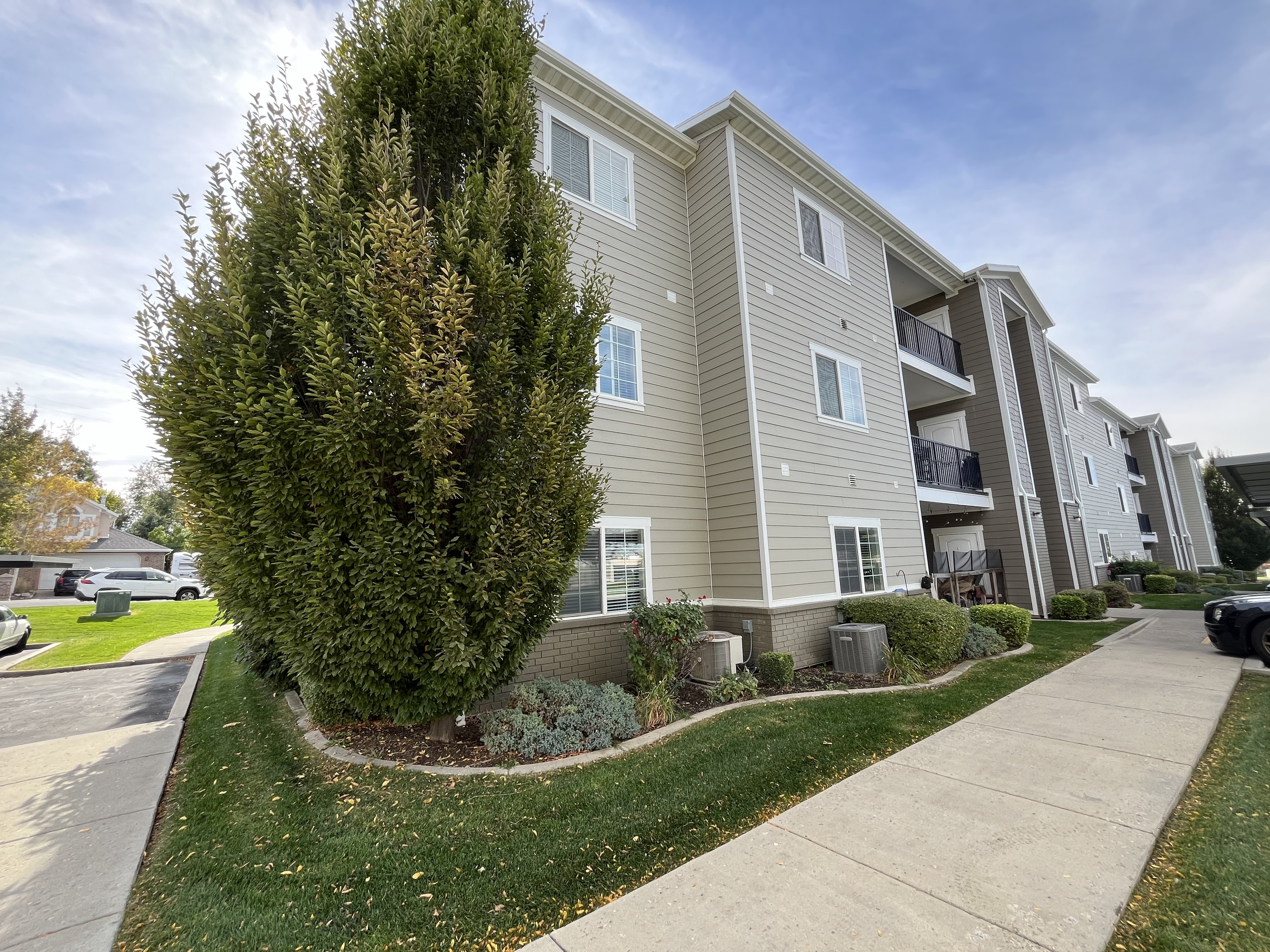 Layton Apartment: 1347 E Rosewood Ln
