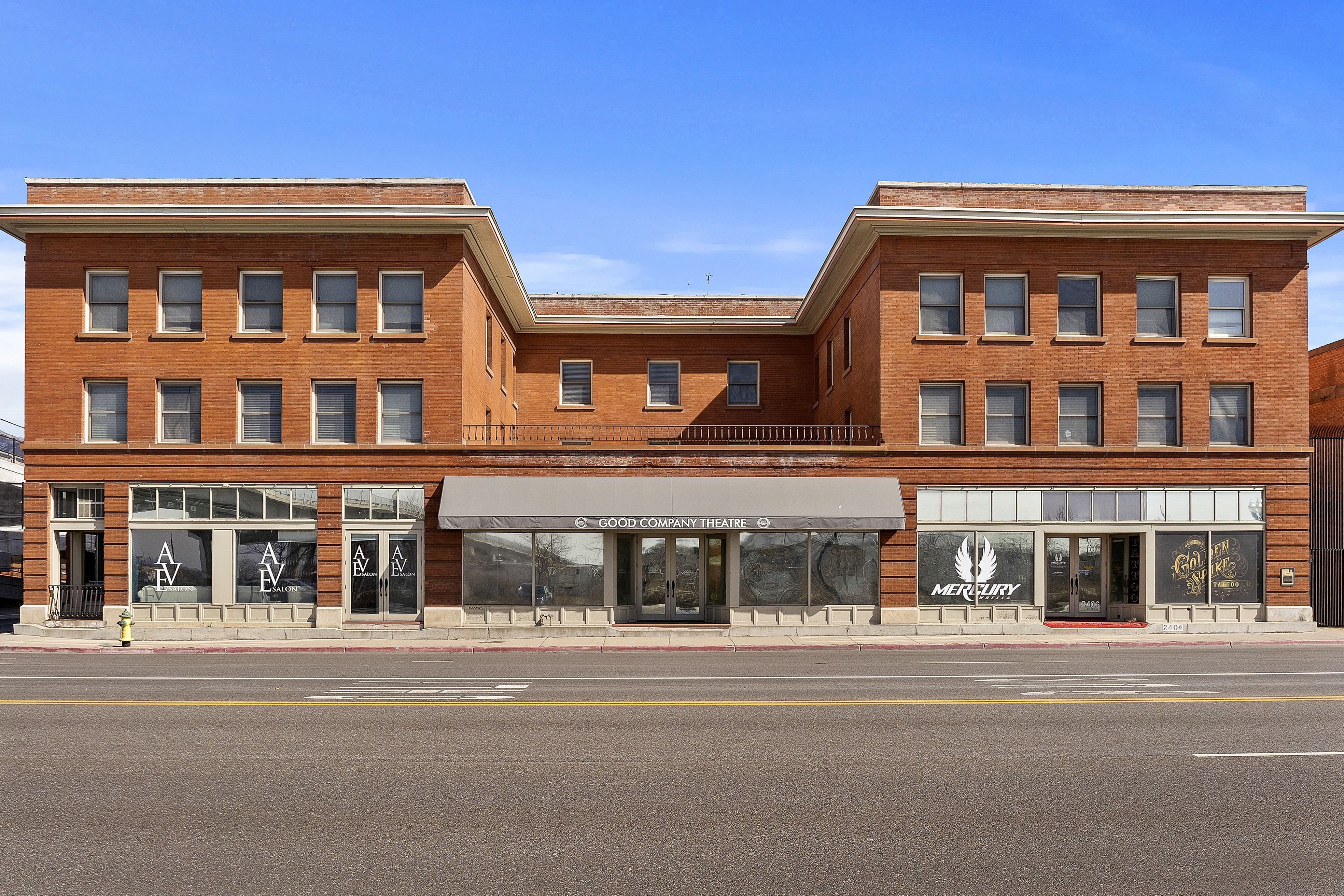Ogden Apartment: 111 24th St
