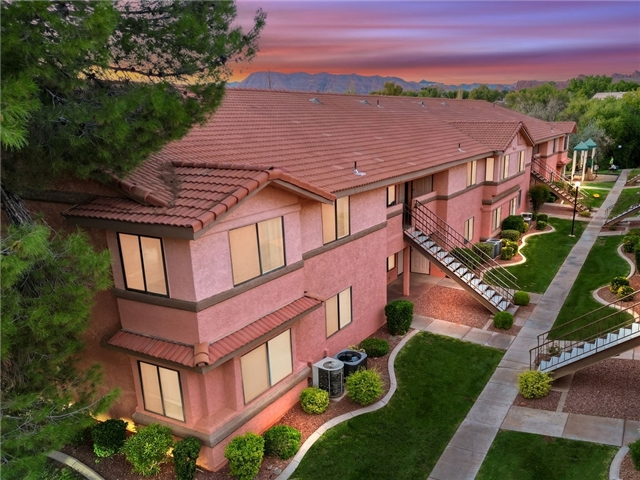 Saint George Apartment: 1660 W Sunset Blvd