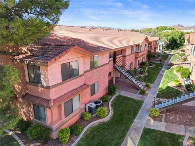 Saint George Apartment: 1660 W Sunset Blvd