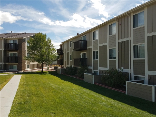 Rock Springs Apartment: 2160 Century Blvd