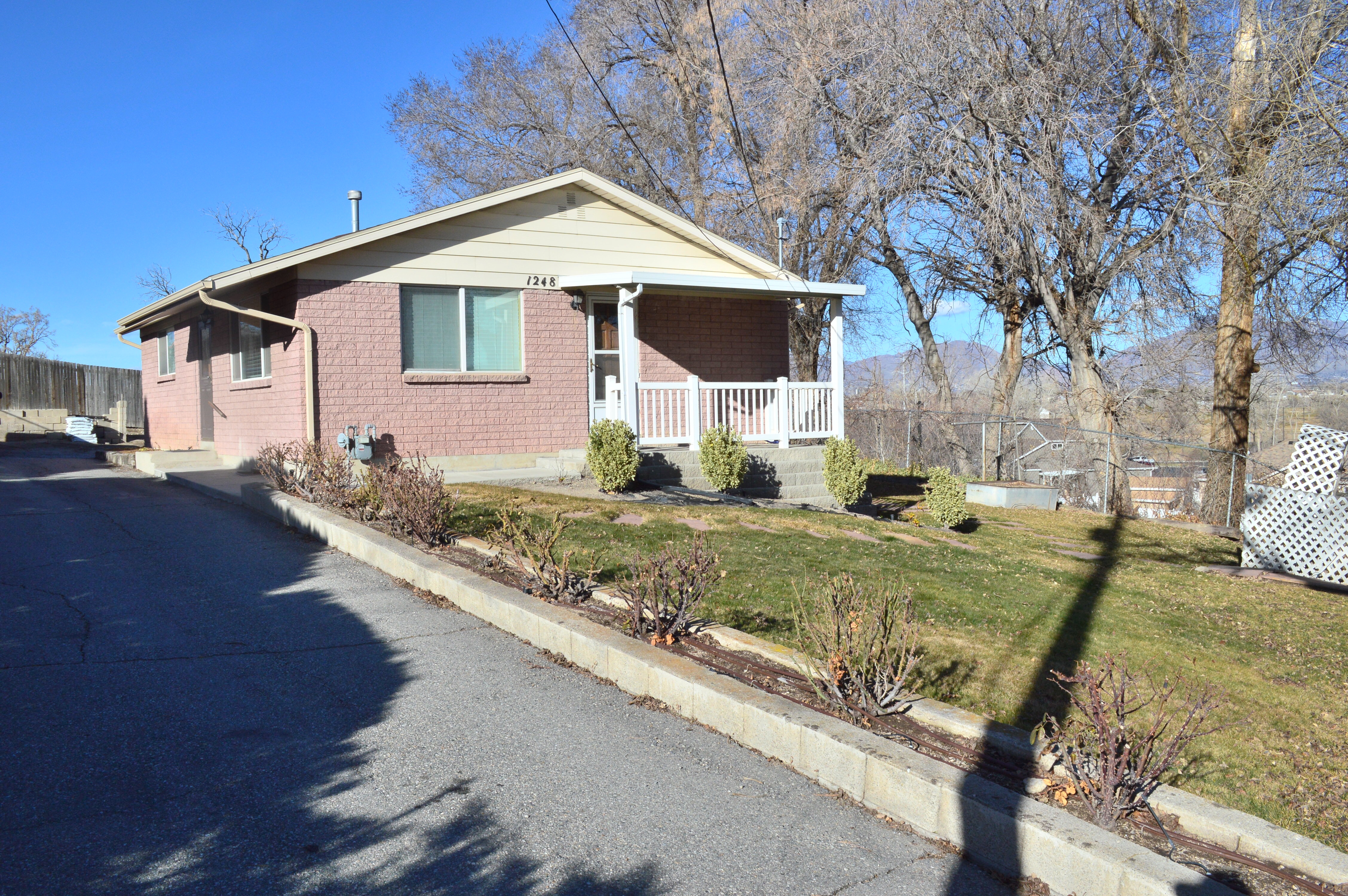 Salt Lake City House: 1248 W Winchester St