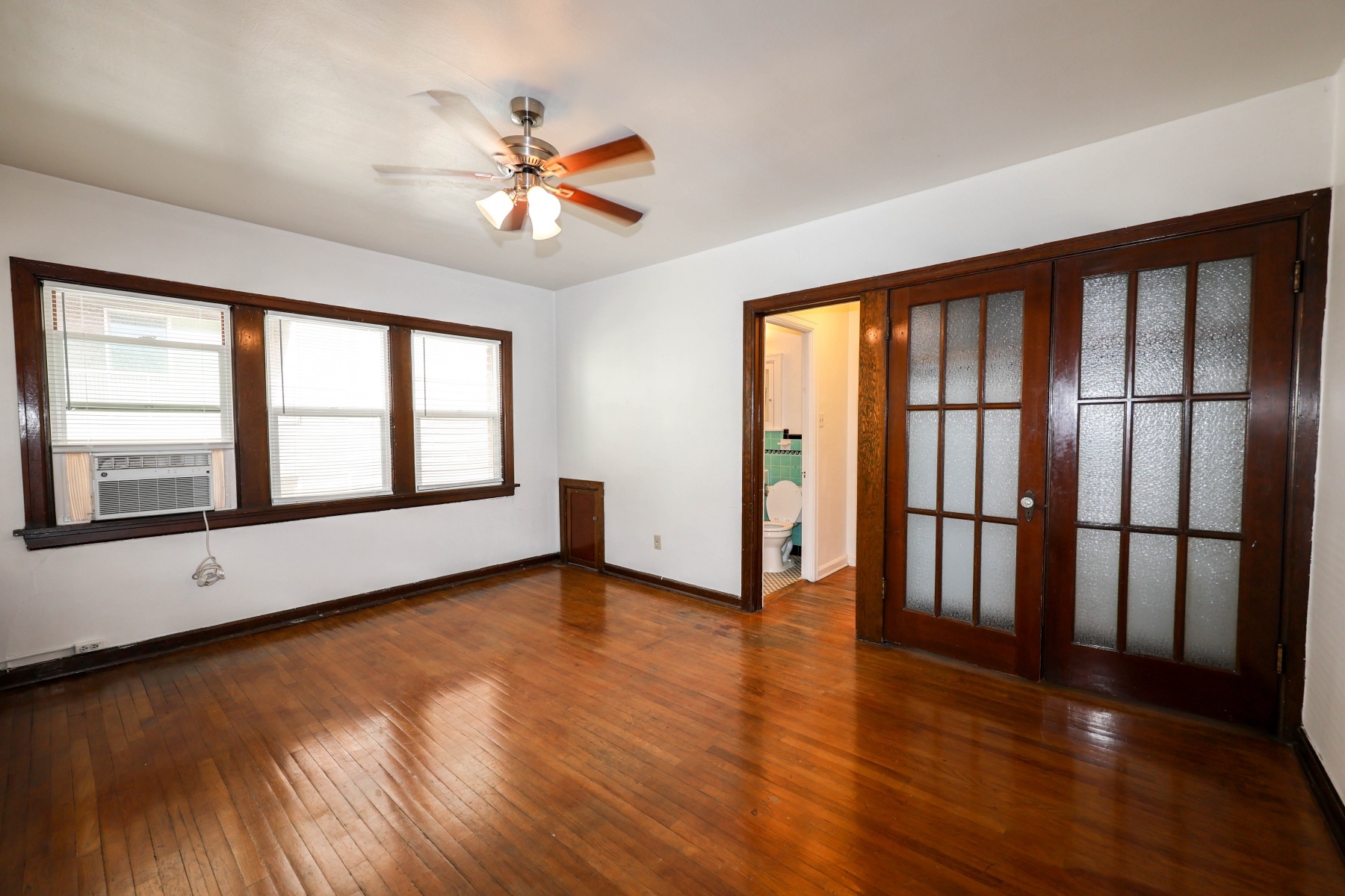 Salt Lake City Multiplex: 335 E Broadway