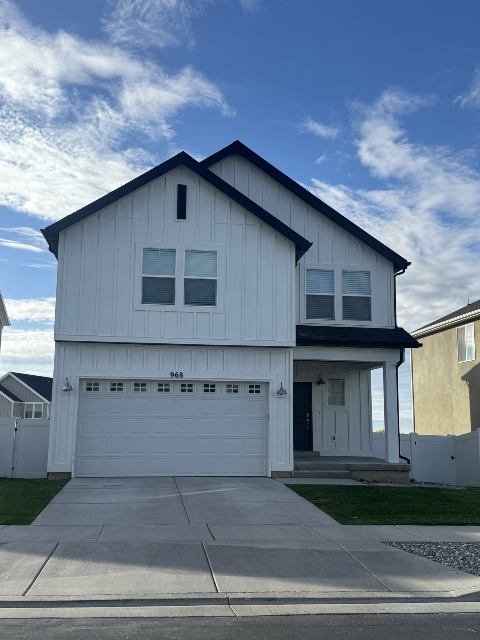 Layton House: 968 E Madsen Cir