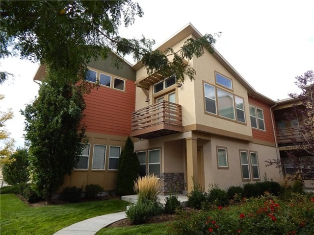 South Jordan Townhome: 3814 W Periwinkle Dr