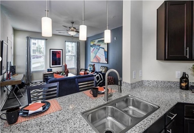 Aurora Apartment: 24631 E Applewood Dr