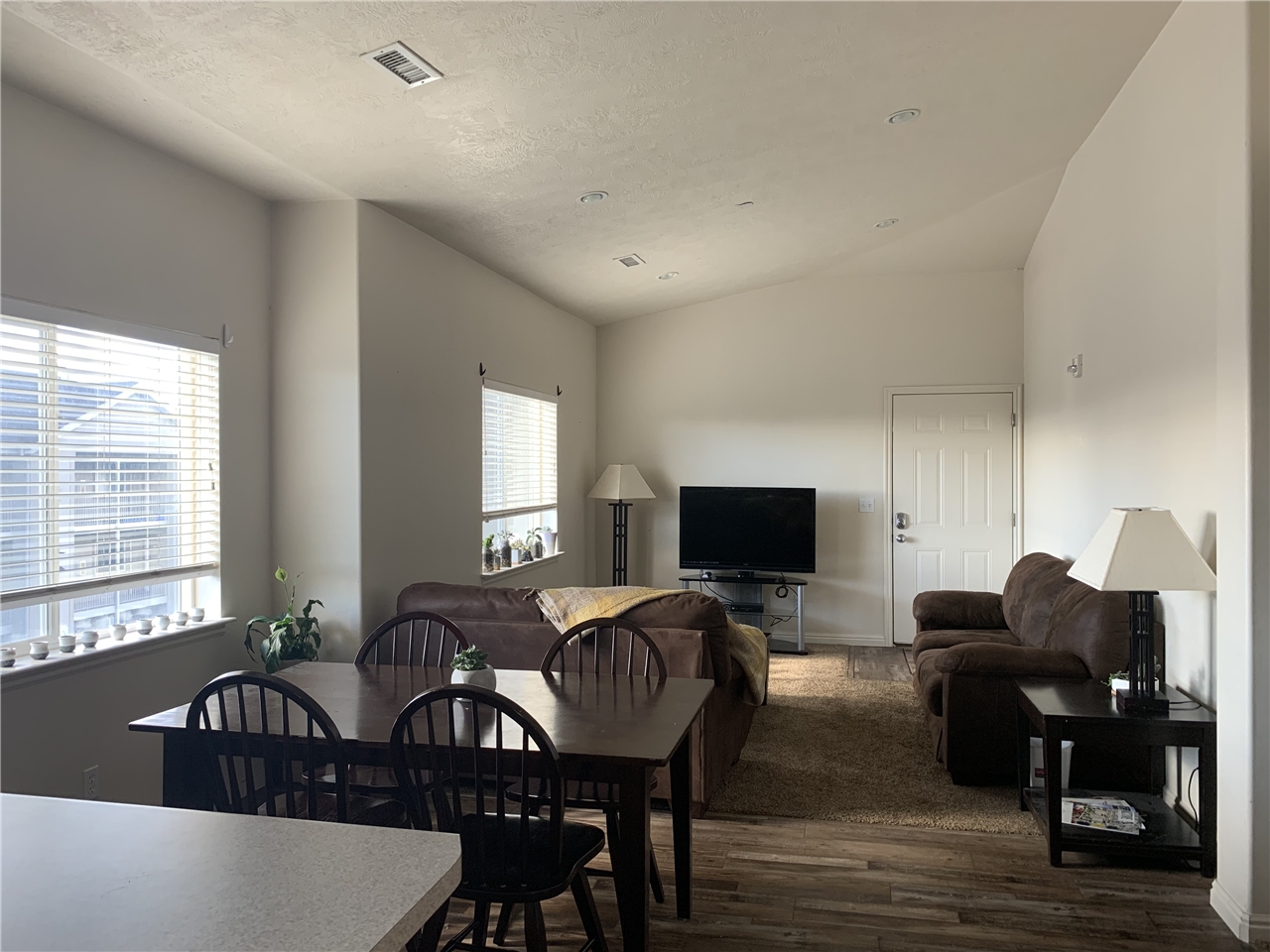 Sublease Or Student Contract For Rent At 1931 N Canyon Rd Provo Ut Two Private Rooms Timpanogos Gateway Sp Sm