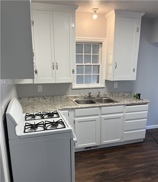 Bountiful House: 135 W 300 N