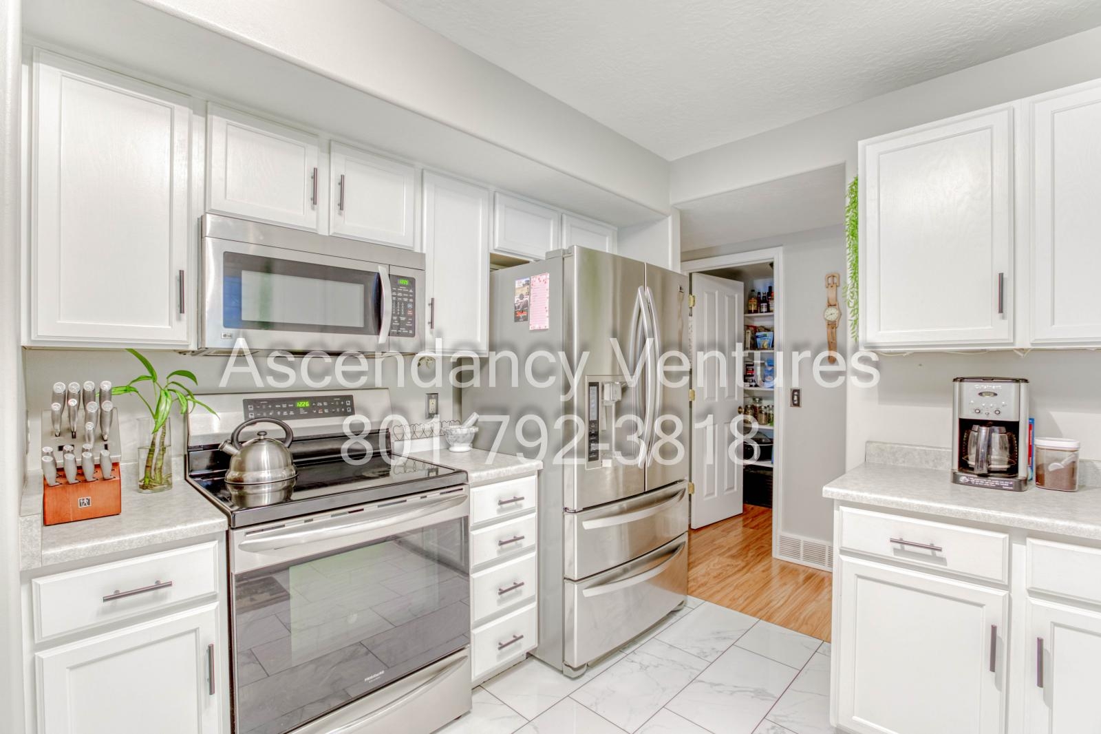 Tooele House: 171 Calais Ln