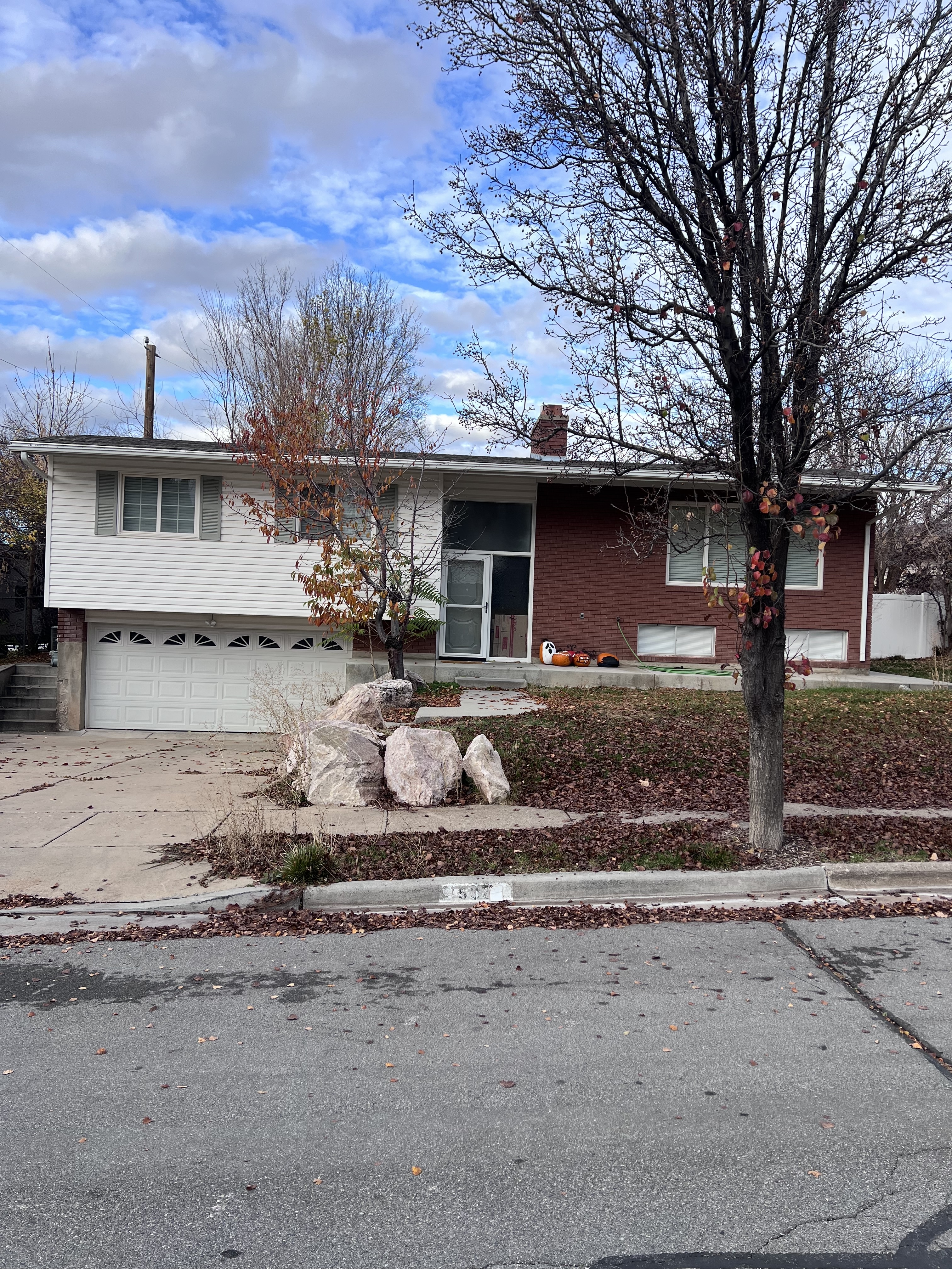 Kaysville House: 537 E 300 N