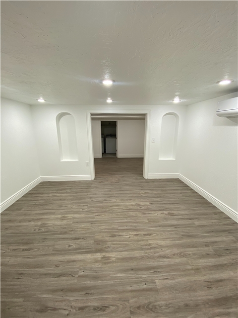 Salt Lake City In-Law/Basement: 260 E Edith Ave