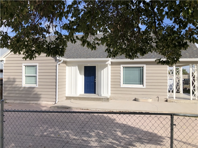 Manti House: 135 E 100 S