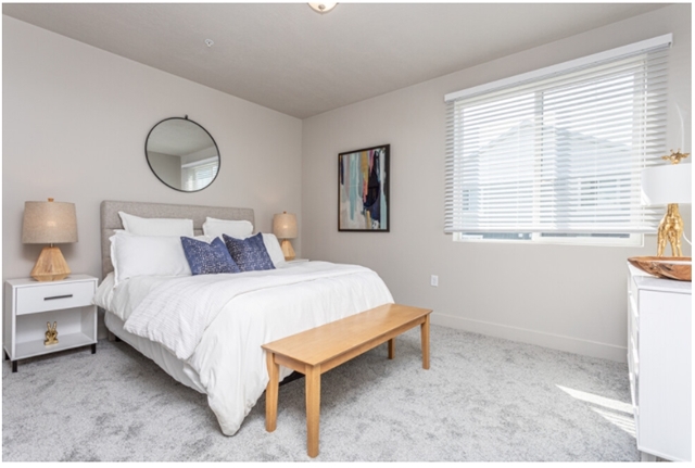 Tooele Apartment: 152 E 870 N