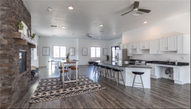 Tooele Apartment: 152 E 870 N