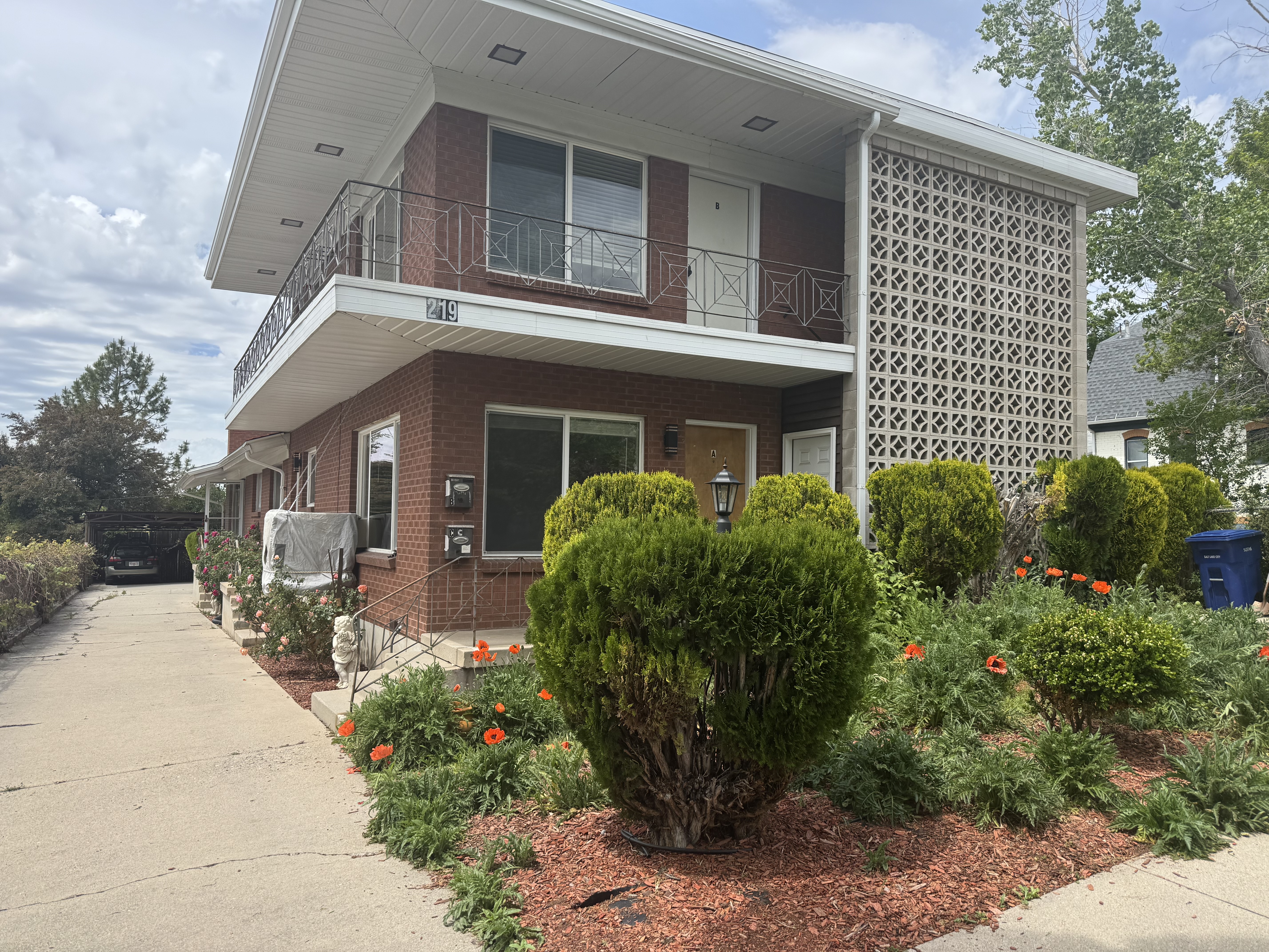 Salt Lake City Townhome: 219 J St