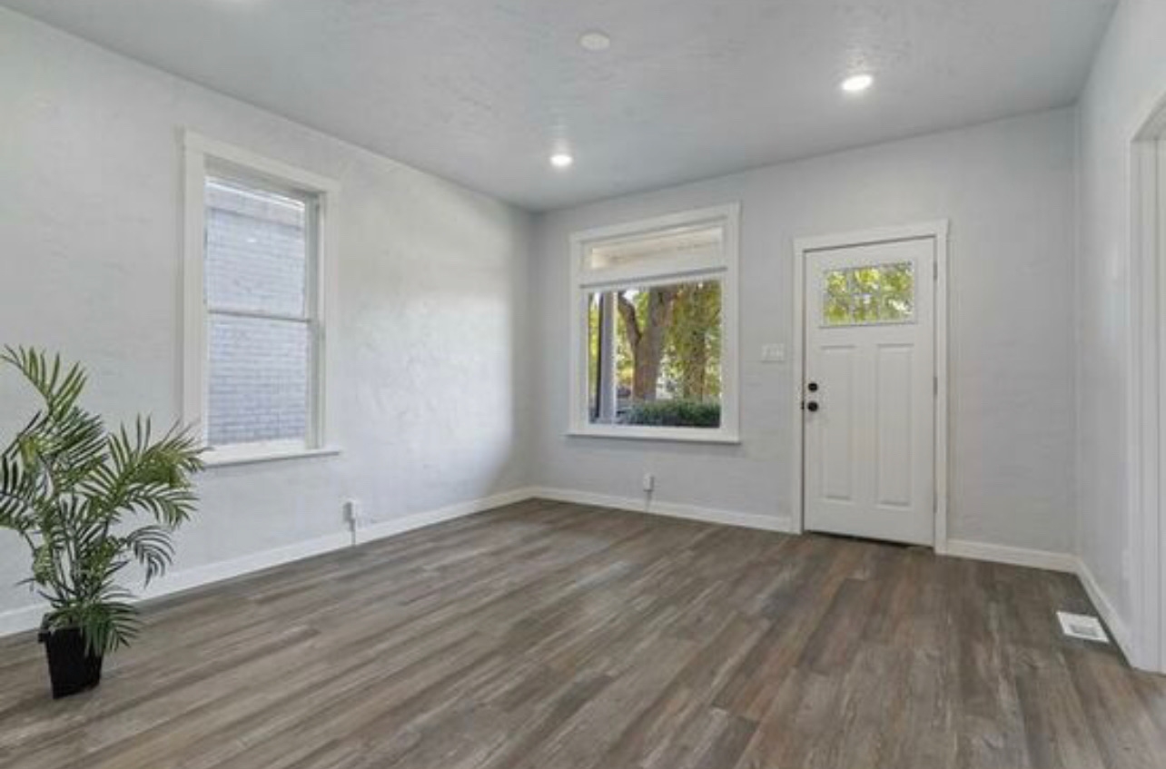 Ogden Single Room: 322 30th St