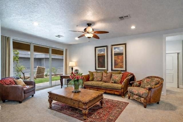 Saint George Condo: 225 N Country Ln