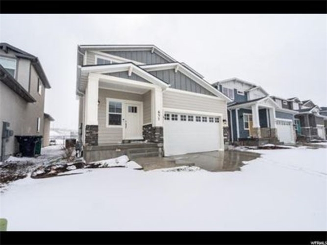 Riverton Single Room: 657 W Koins Way