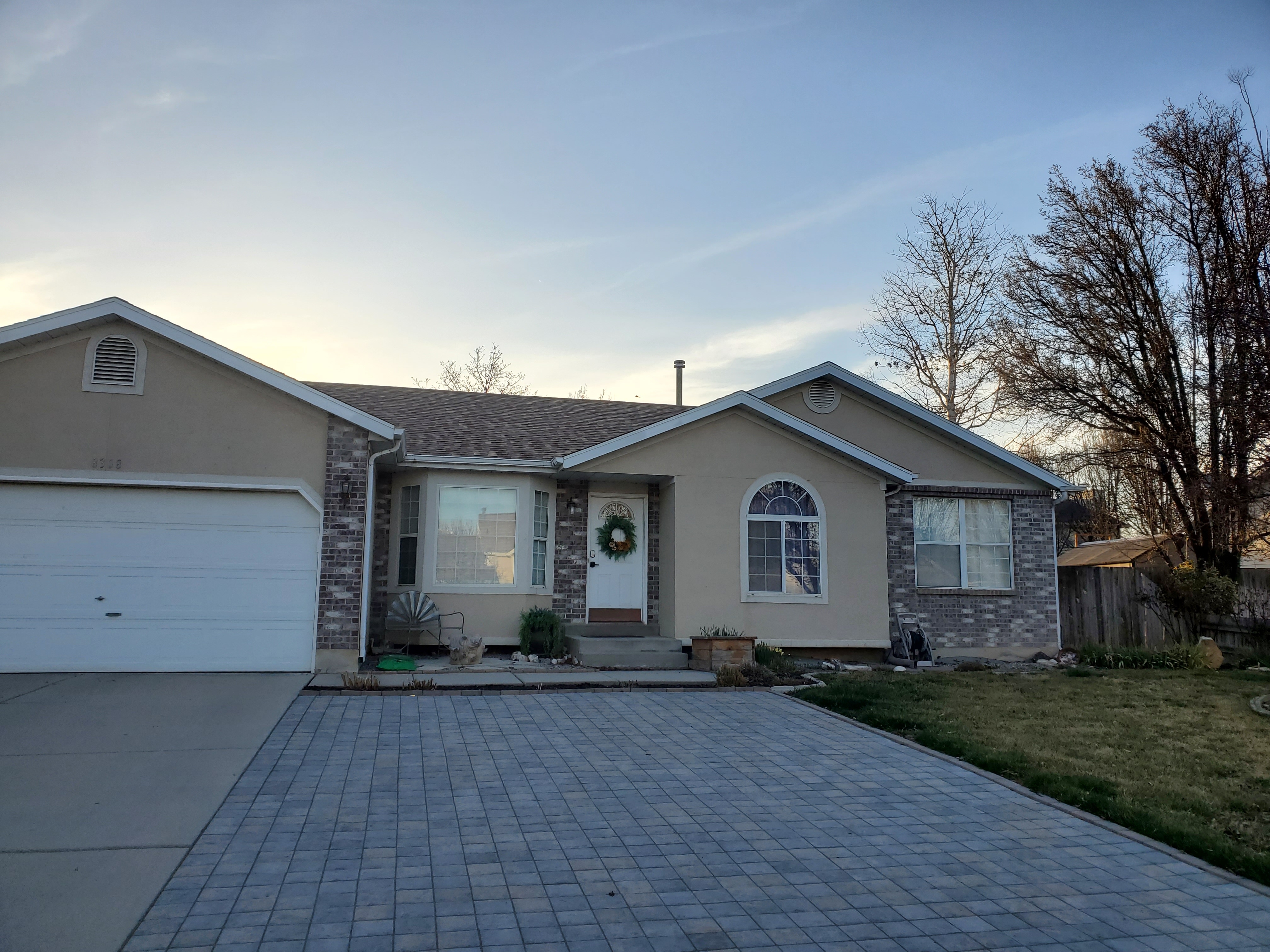 West Jordan Single Room: 8308 S 1890 W