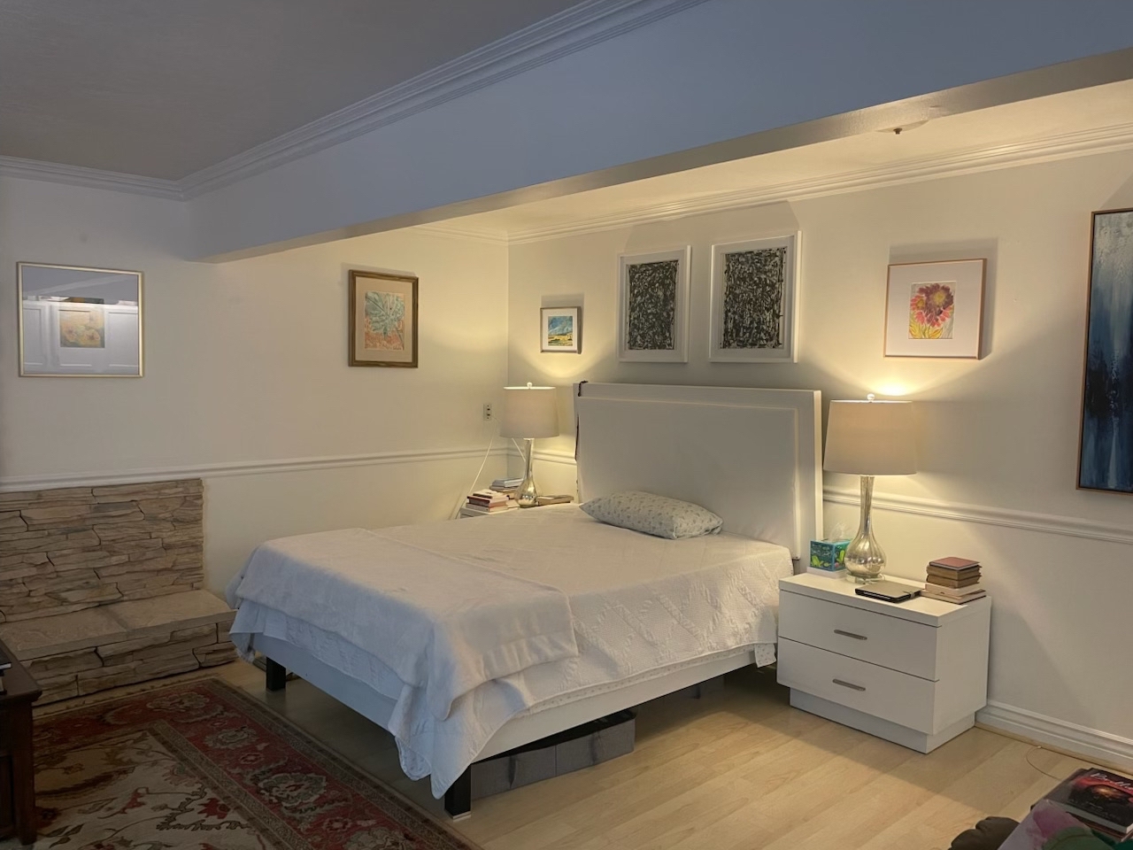 Sandy Single Room: 2941 E Robidoux Rd