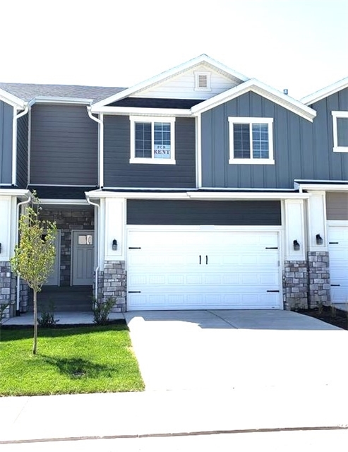Eagle Mountain Townhome: 4843 E Lake Corner Dr
