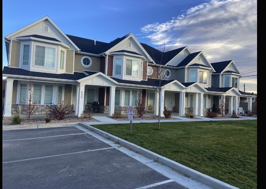 Spanish Fork Townhome: 432 E 360 N