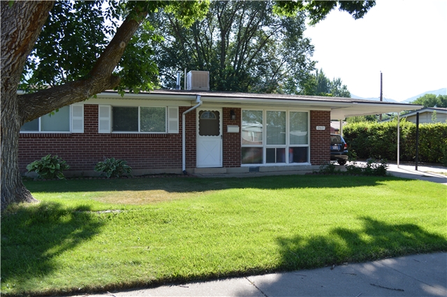 Kaysville House: 267 S 300 W