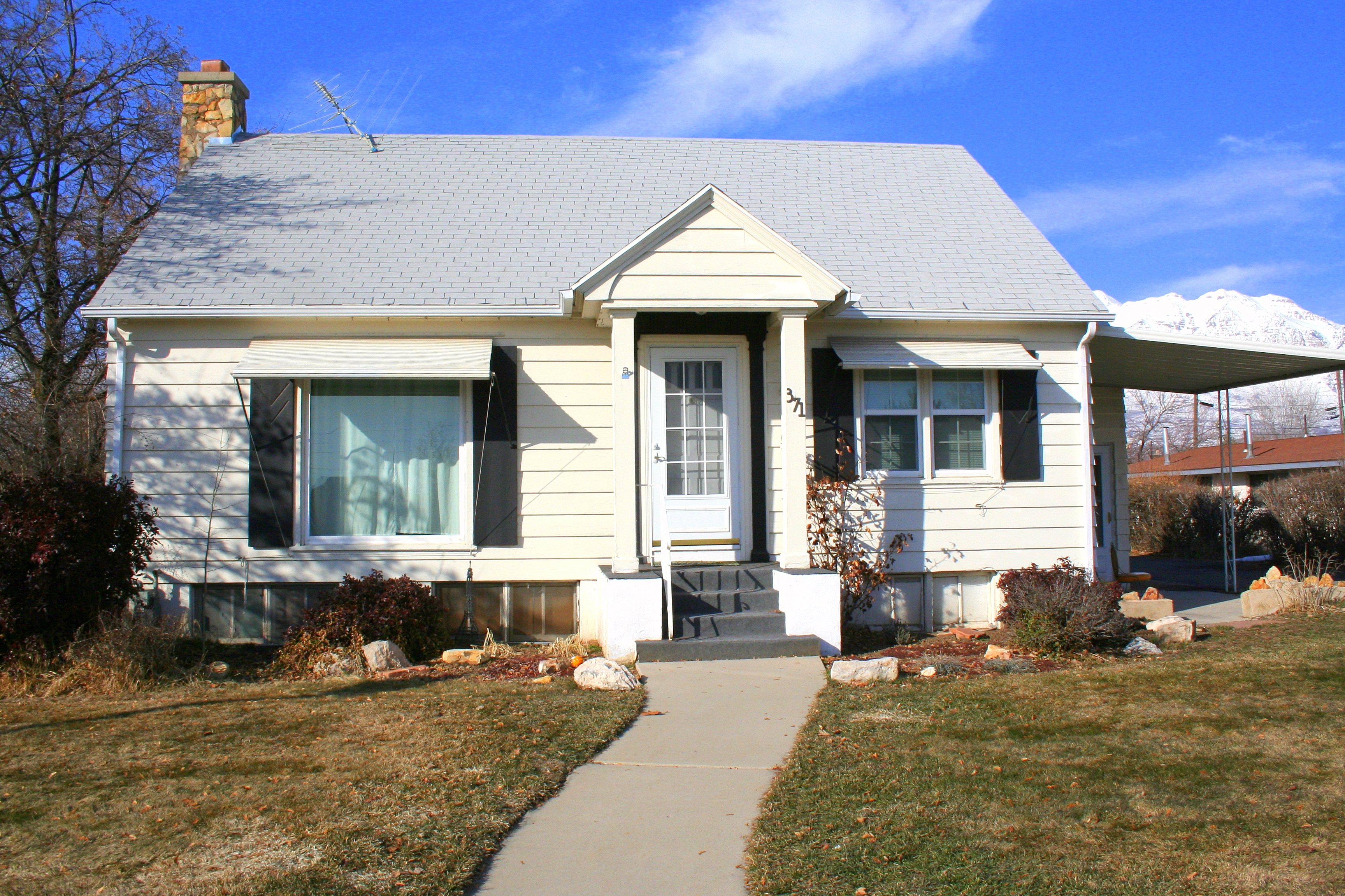 Orem Townhome: 371 E 720 S