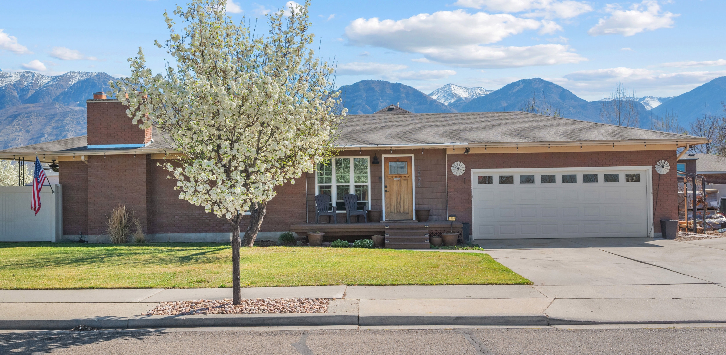 Provo House: 1298 N 1400 W