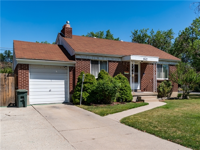 Salt Lake City House: 942 N Victoria Way