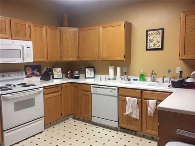 Provo Single Room: 483 Belmont Pl