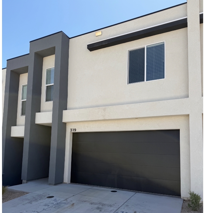 Hurricane Townhome: 325 S 1930 W