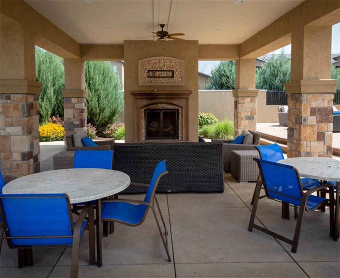 Four Seasons Townhome For Rent At 140 E 2200 N Logan