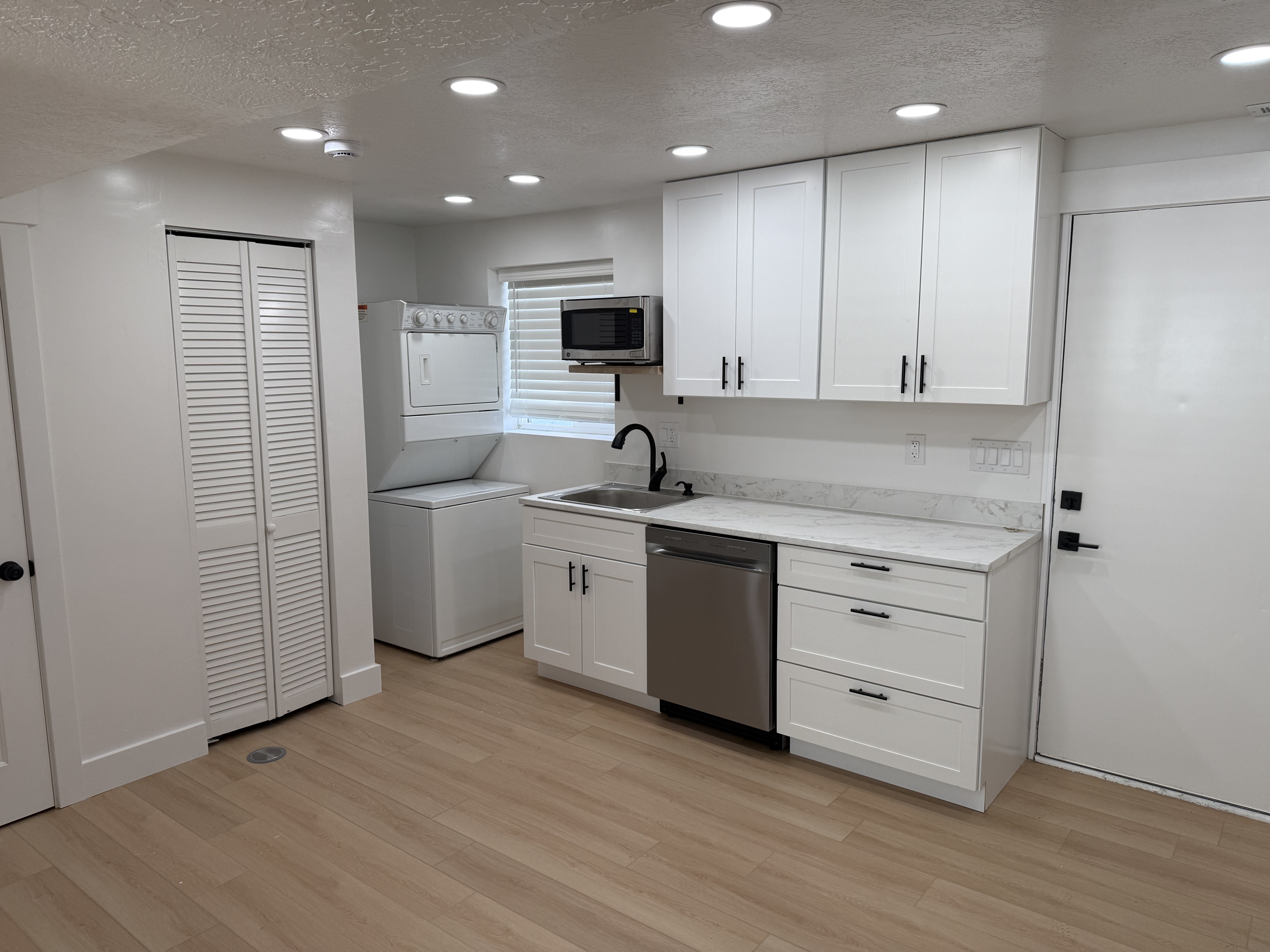 Clearfield In-Law/Basement: 731 W 650 N