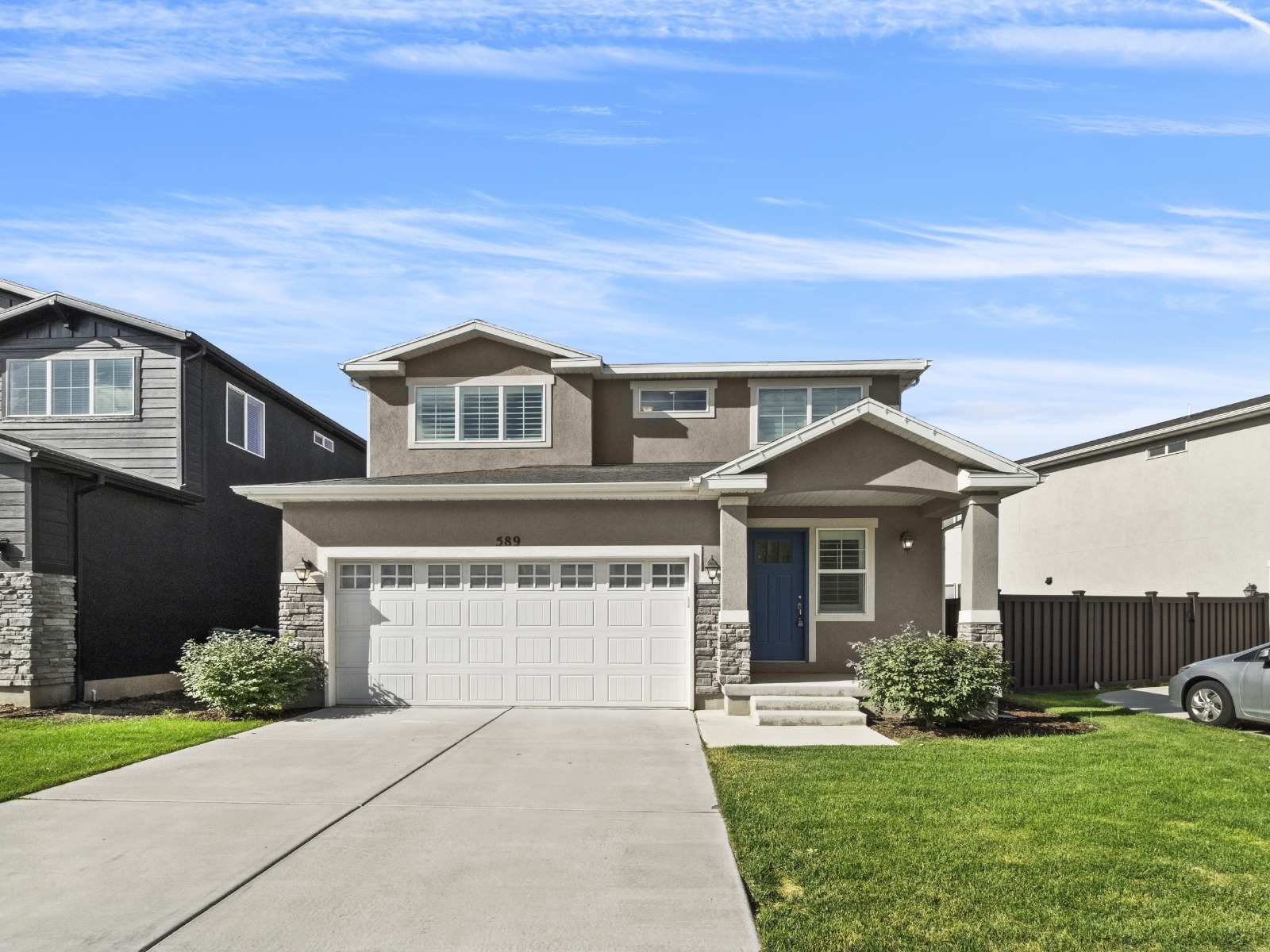 Riverton House: 589 W Life Dr