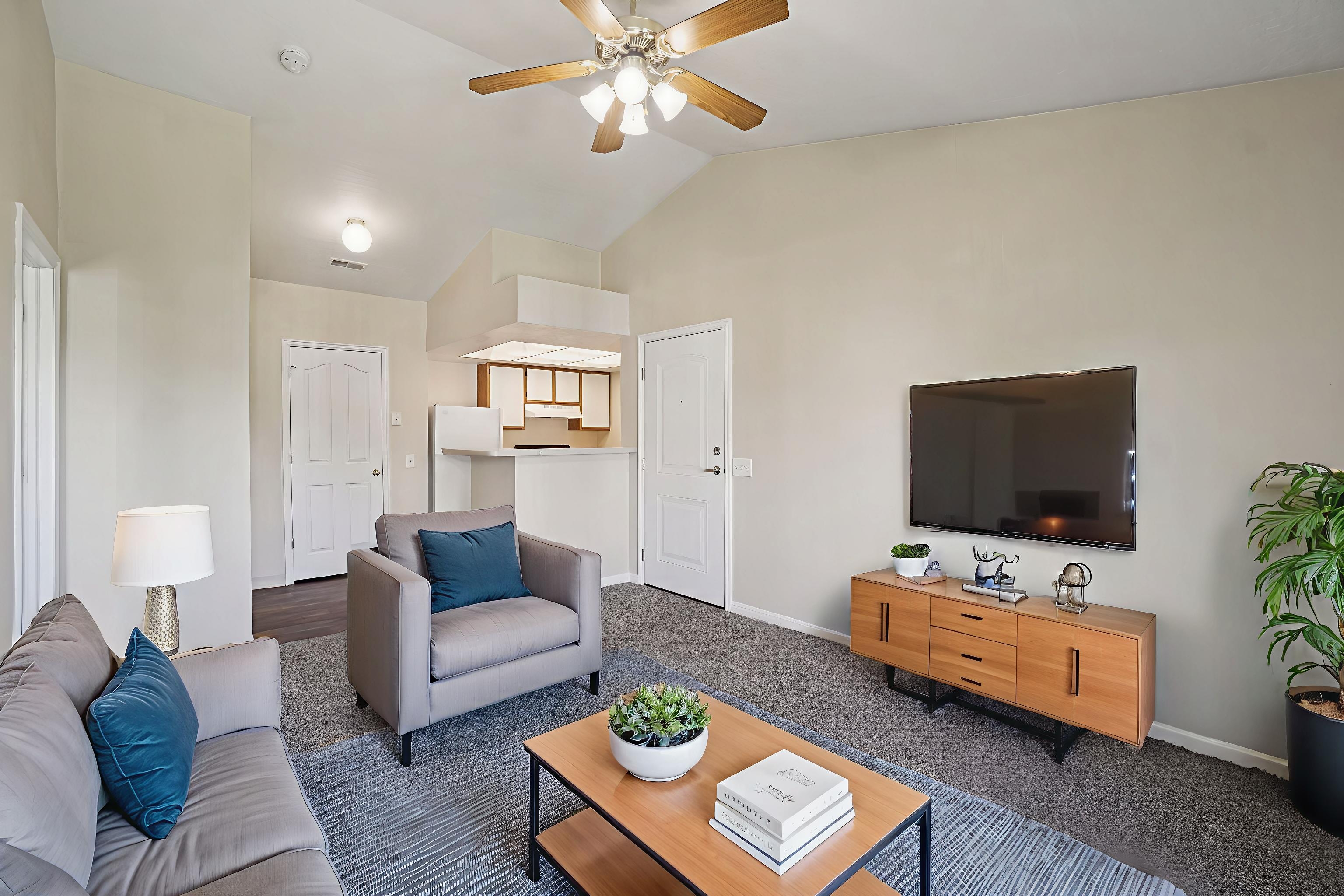 Layton Apartment: 1600 N 1575 W