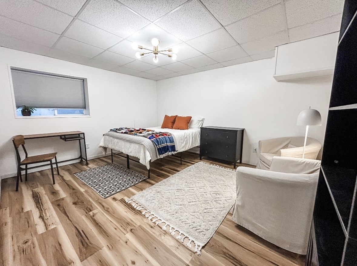 Salt Lake City In-Law/Basement: 4488 S Ashford Dr