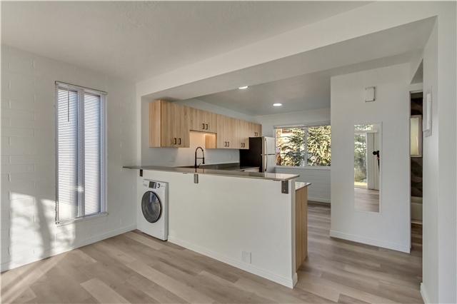 Salt Lake City Apartment: 275 L St