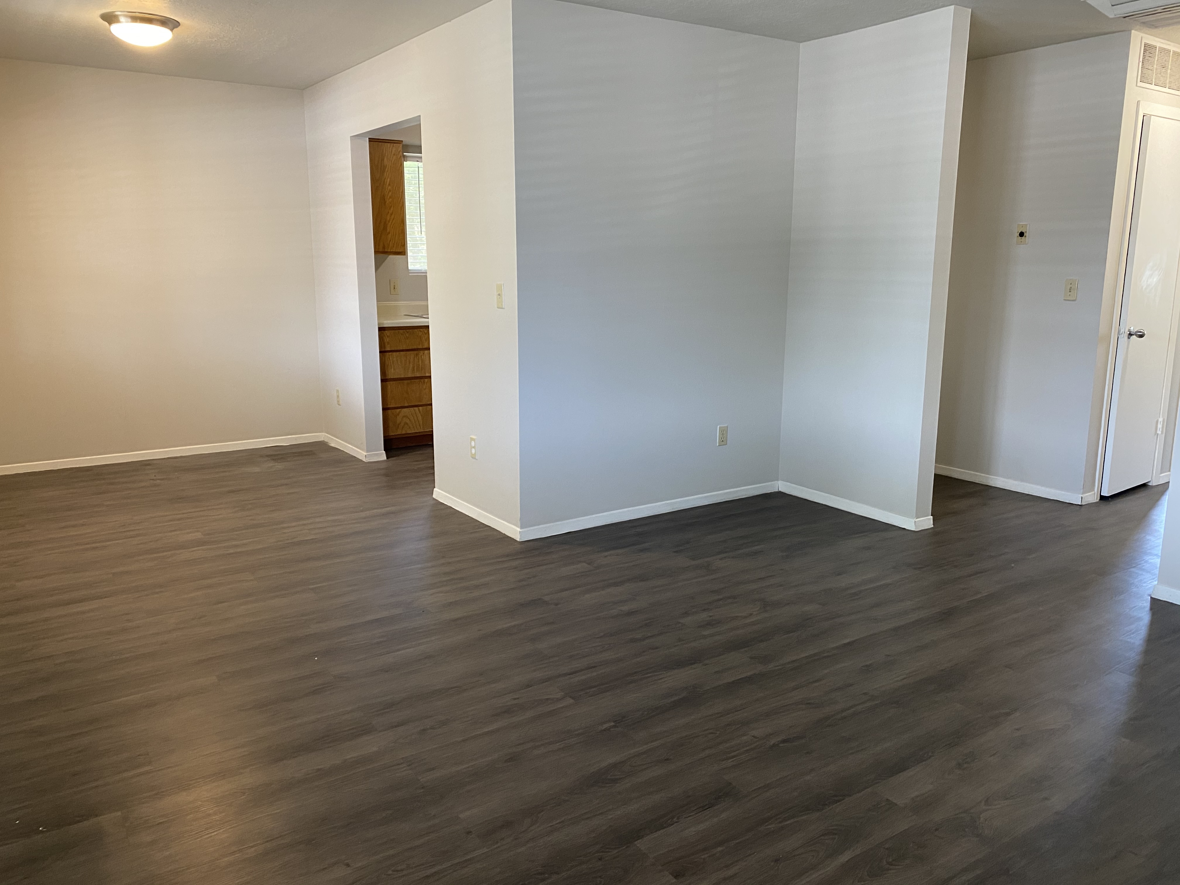The Point On Fort Union Apartment For Rent At 7299 S Apple Honey Ln Midvale Ut 84047