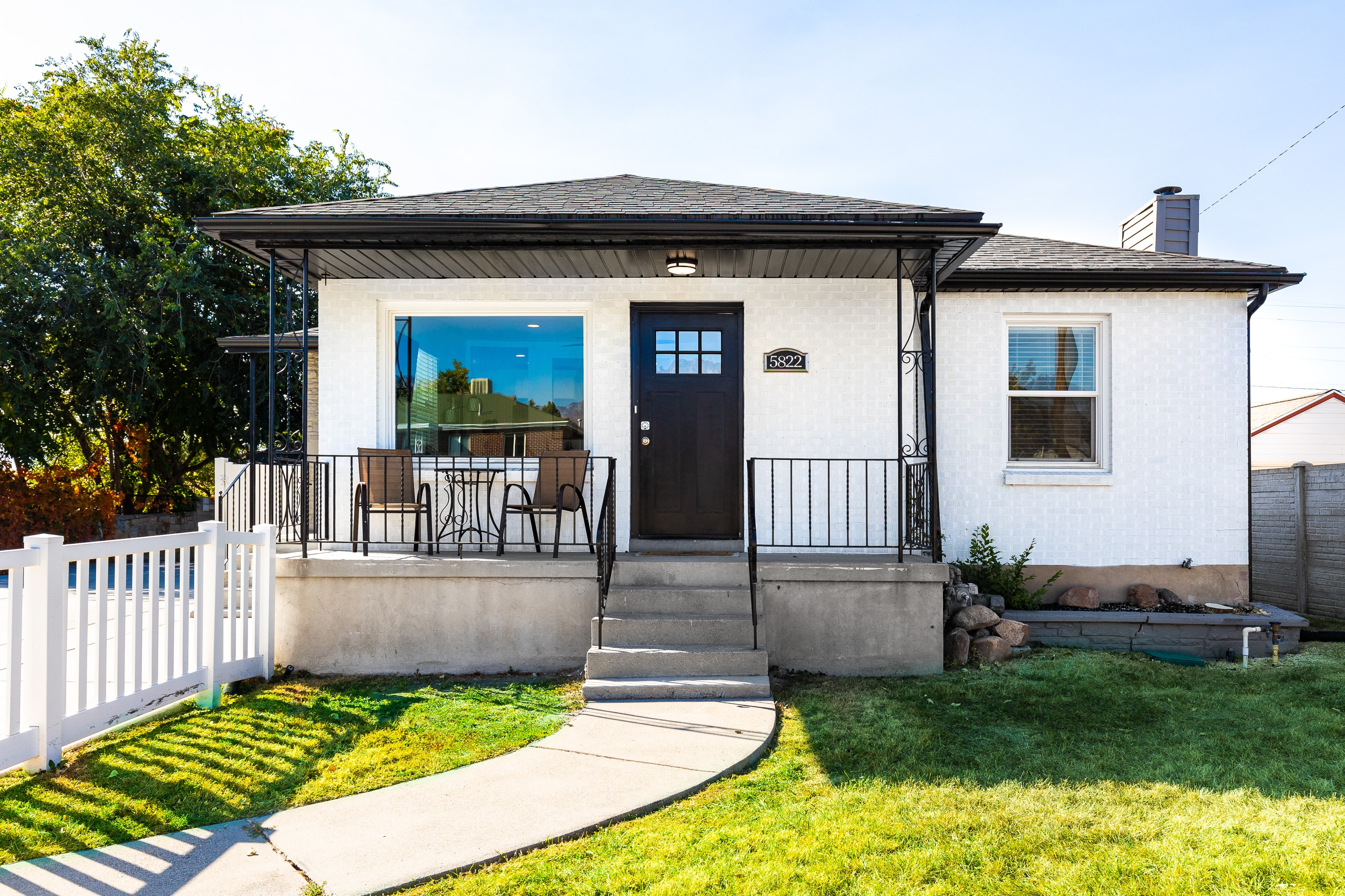 Salt Lake City House: 5822 S Utahna Dr