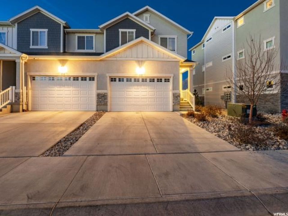 Townhome for rent at 132 W Silver Springs Dr, Vineyard, UT 84059