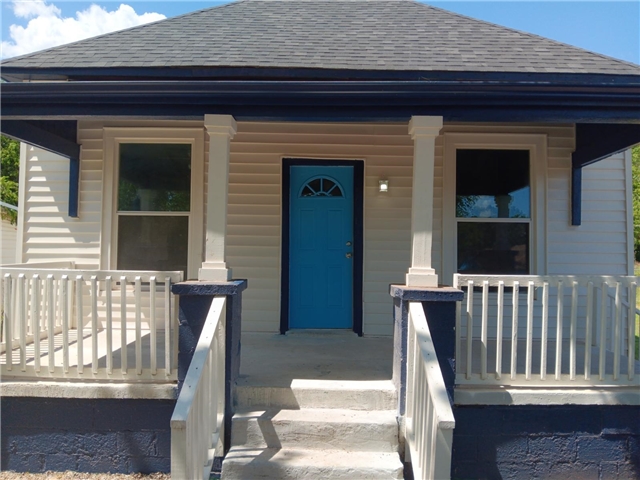 Guthrie House: 608 E Perkins Ave